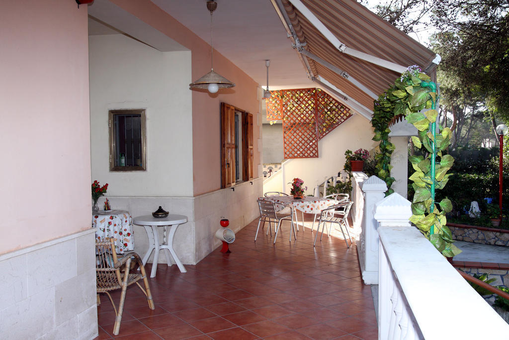Villa Robinia Massafra Rom bilde